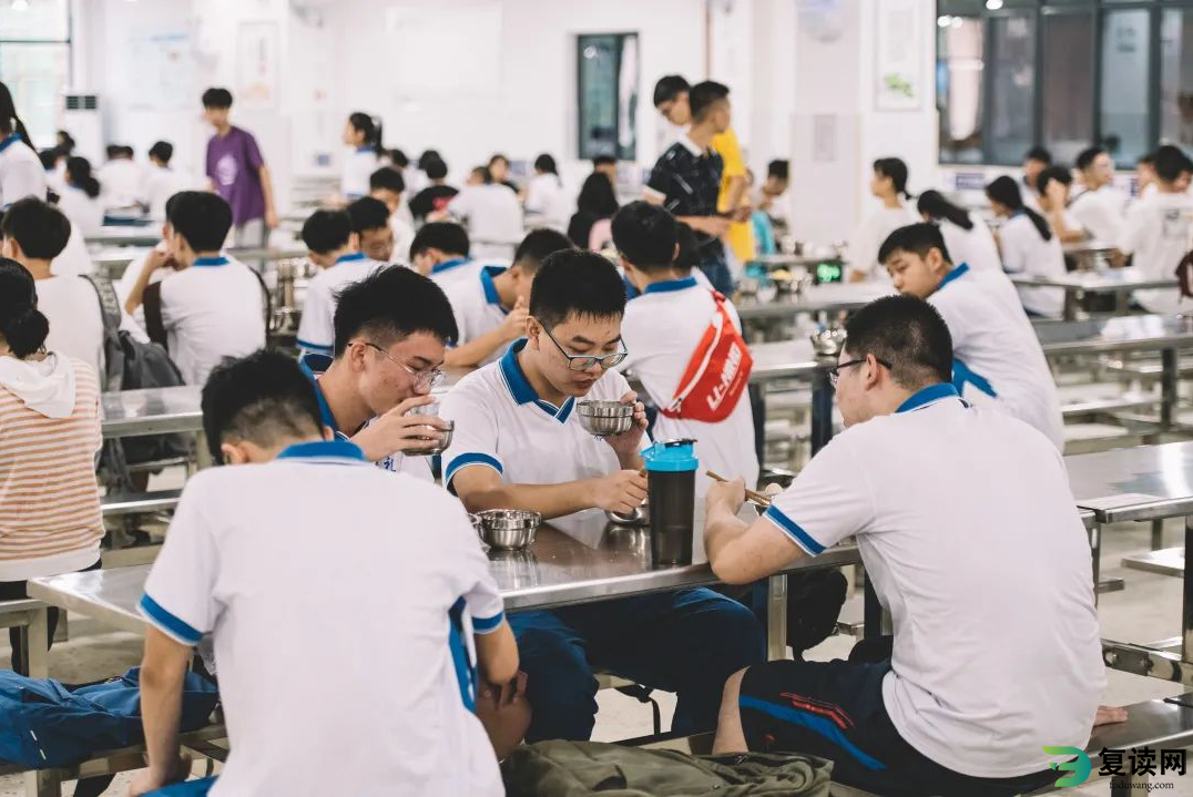 郴州雅礼复读班招生简章