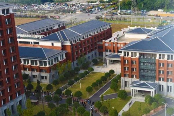 湖南艺术职业学院2025年五年制大专、六年制中专招生简章