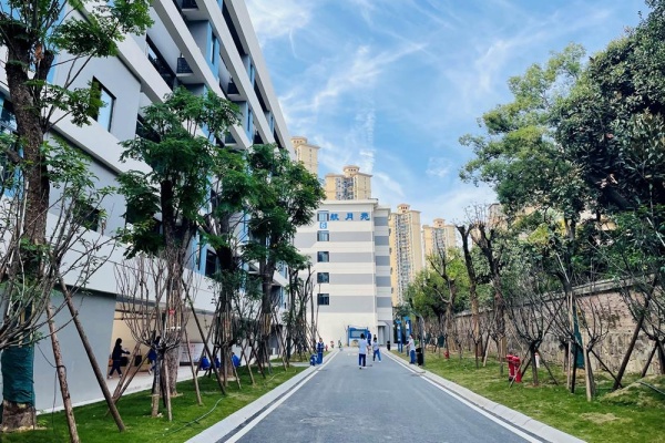 长沙航天学校是公办民办