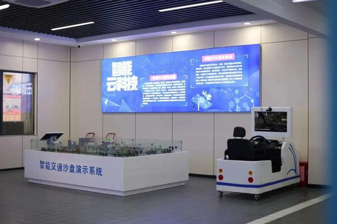 湖南万通技工学校一年学费多少钱