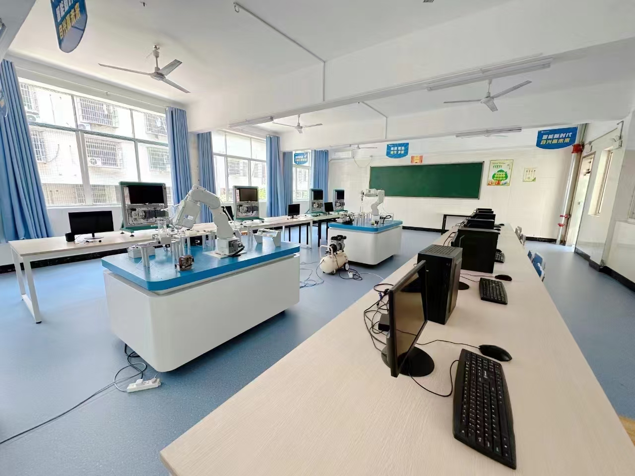 长沙湘江科技中等职业学校