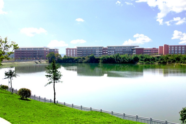 郴州思科中等职业学校2025年招生简章